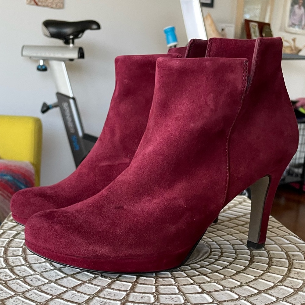 Paul Green Berry Suede Dominique Ankle Boot size 8.5